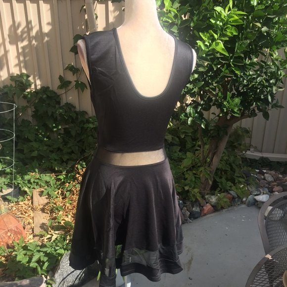 Little black dress mesh panels - Picture 4 of 9